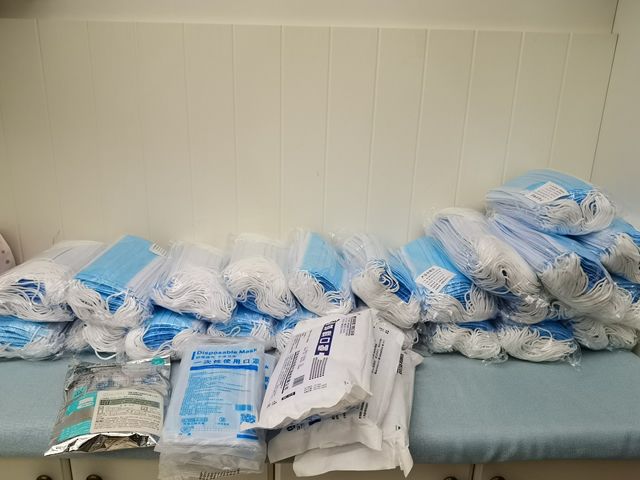 我司第二次向國外客戶寄送醫(yī)療材料
